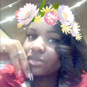 Meet your Posher, Annjetta